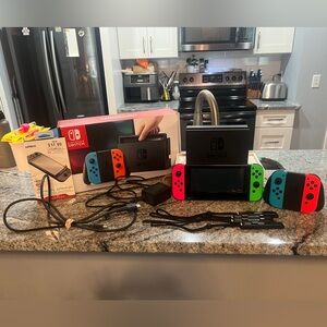 Nintendo Switch Console Bundle - First Edition HAC-001